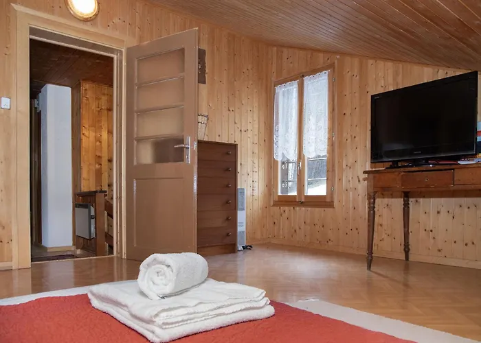 Meleze 1967 By Interhome اوفروناز